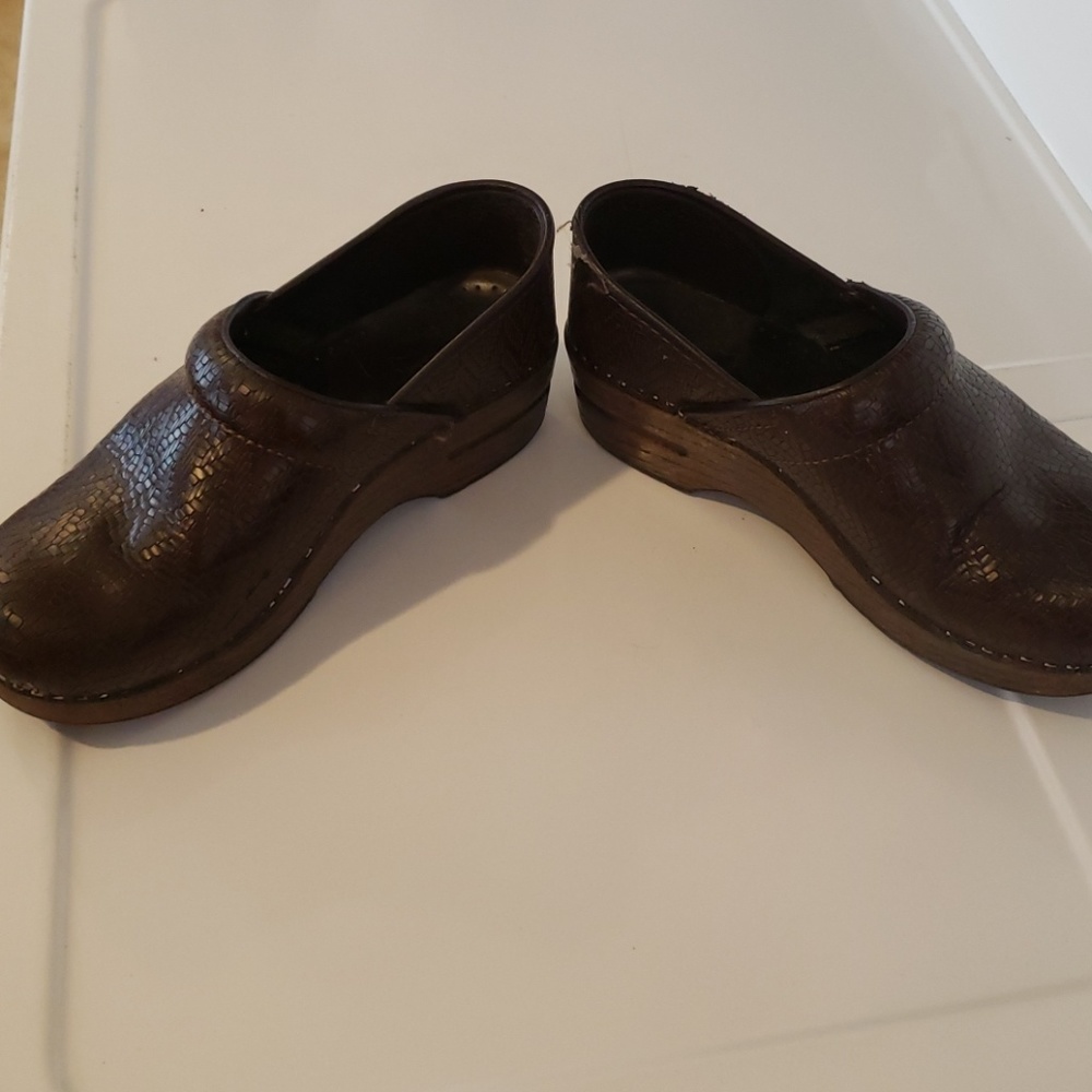Dansko clogs - Picture 5 of 8